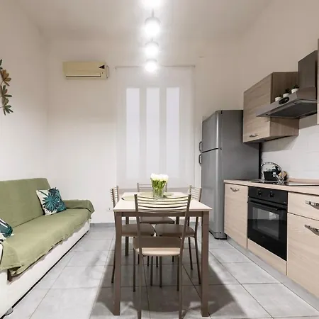 House Center Apartman *